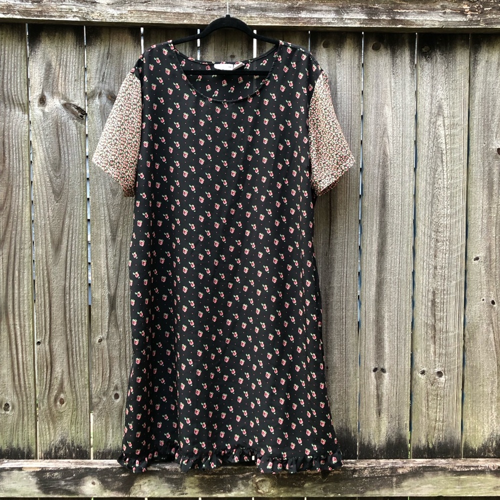 Vintage 90s Mixed Floral Print Shift Dress Size 2X Ruffle Hem